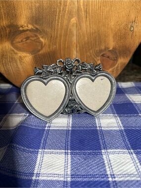VTG. RUSS Ornate Double Heart Silver Photo Frame - Decorative Home Accent